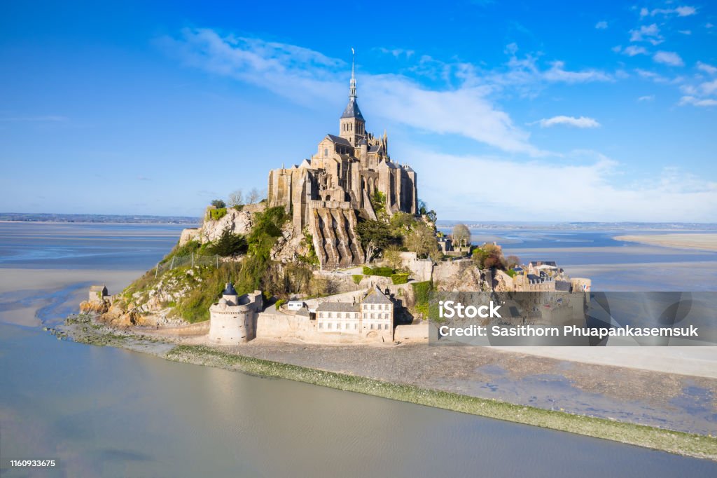 Paris City to  Mont-Saint-Michel