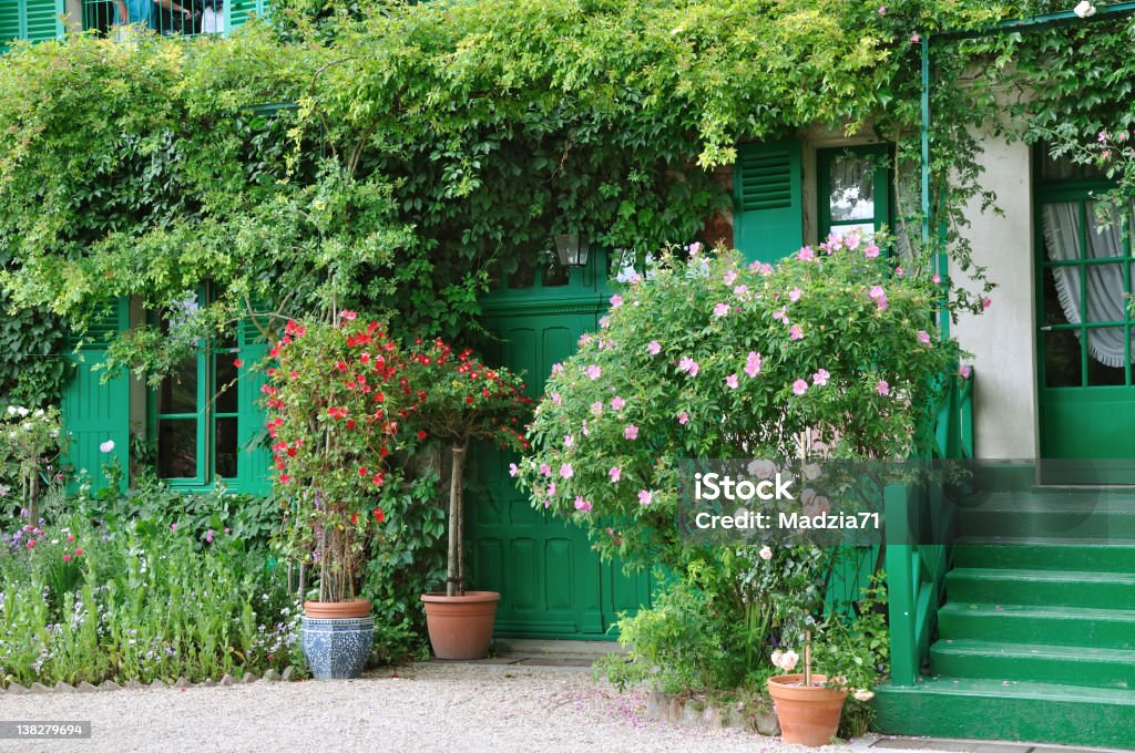 Paris City to  Giverny Gardens